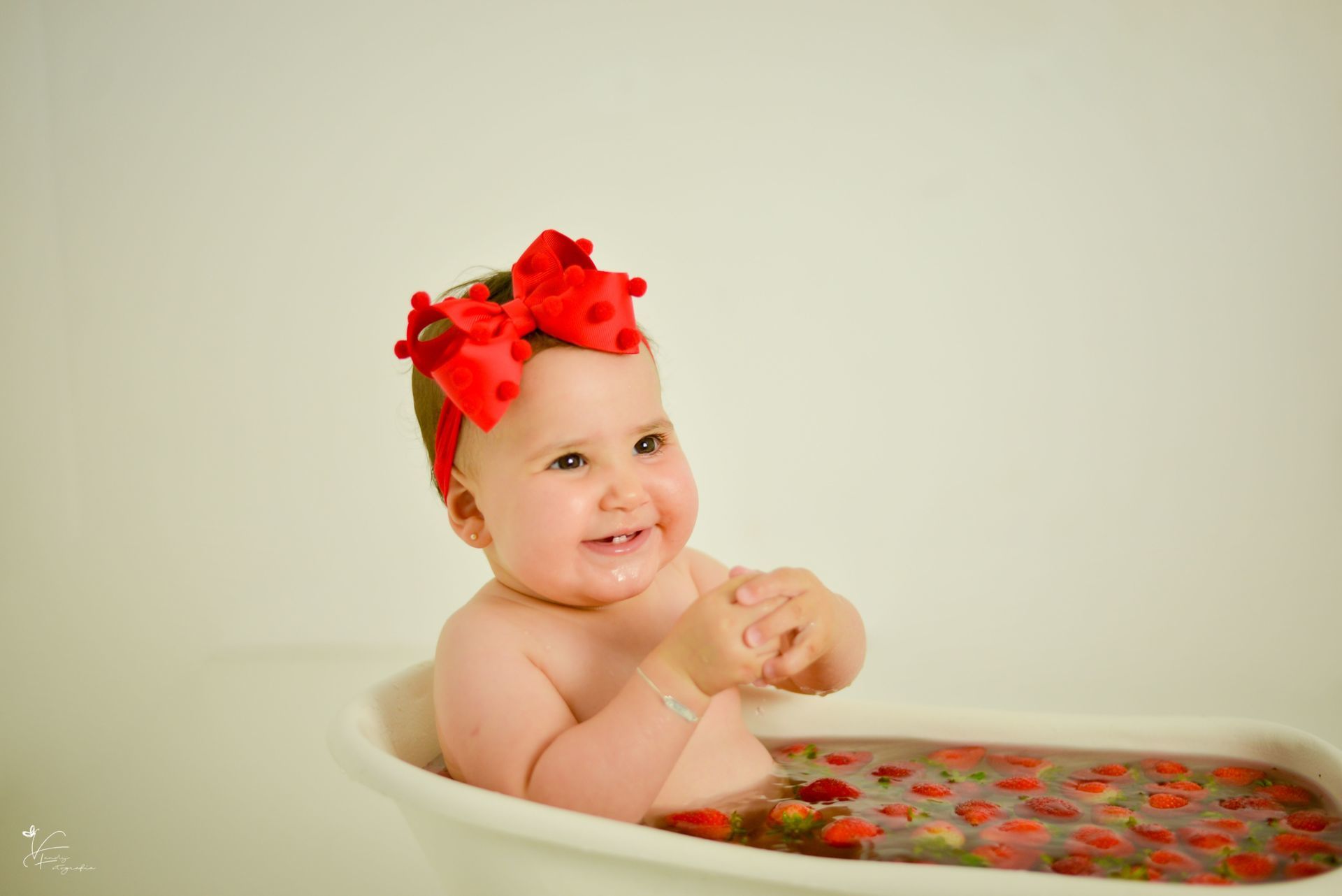 Foto Sessão de Morango da Alice - Imagem 4